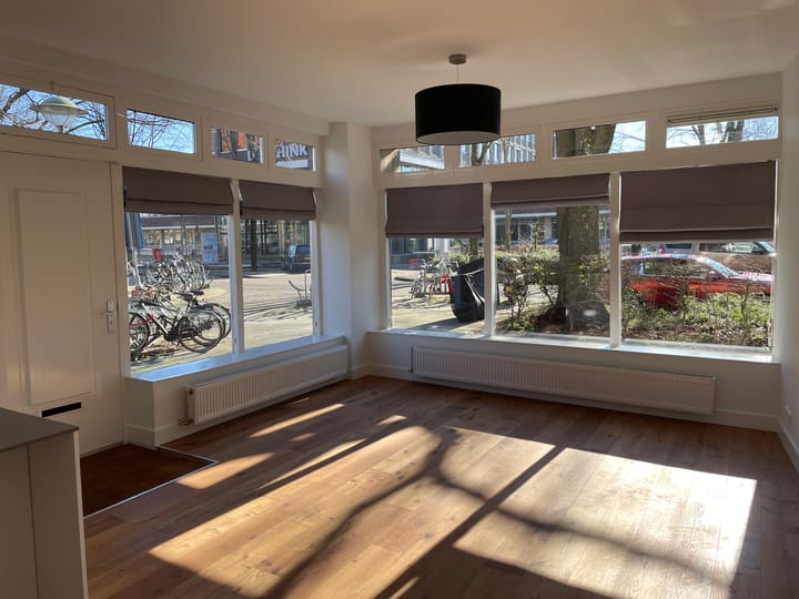 Photo 5 of Woubruggestraat 50