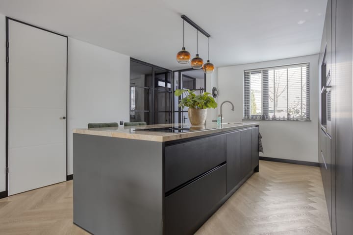 Foto 15 van Beatrixplantsoen 78