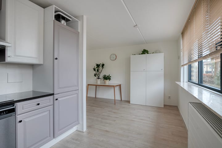 Foto 19 van Michel de Klerkstraat 40