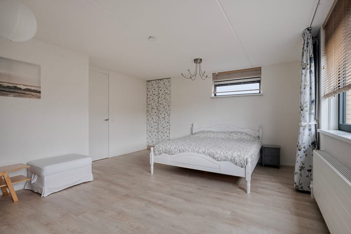 Foto 24 van Michel de Klerkstraat 40