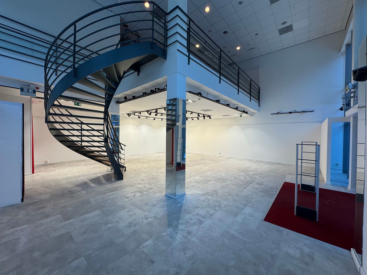 View photo 4 of Marktlaan 17