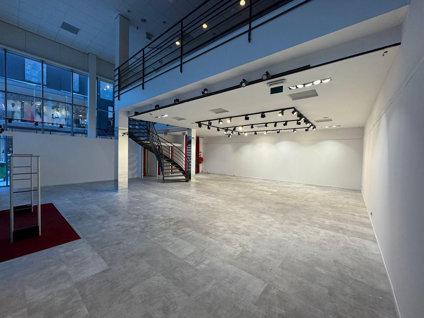 View photo 5 of Marktlaan 17