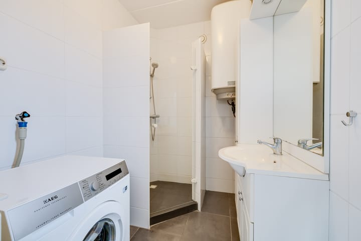 Photo 14 of Houtsnijdershorst 120