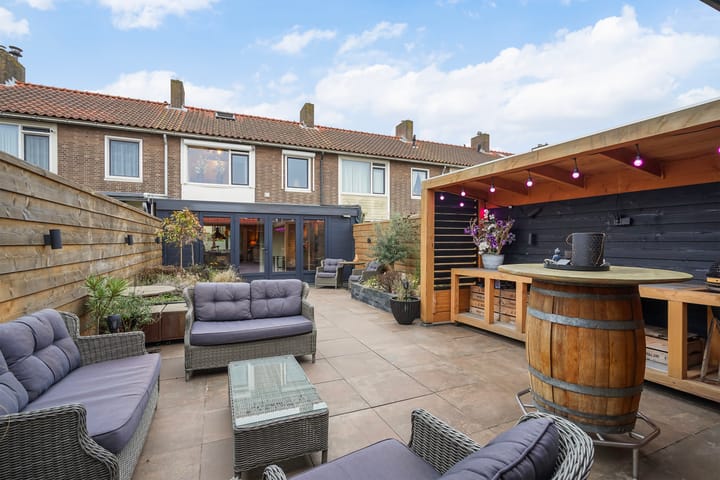 Photo 3 of Perenstraat 17