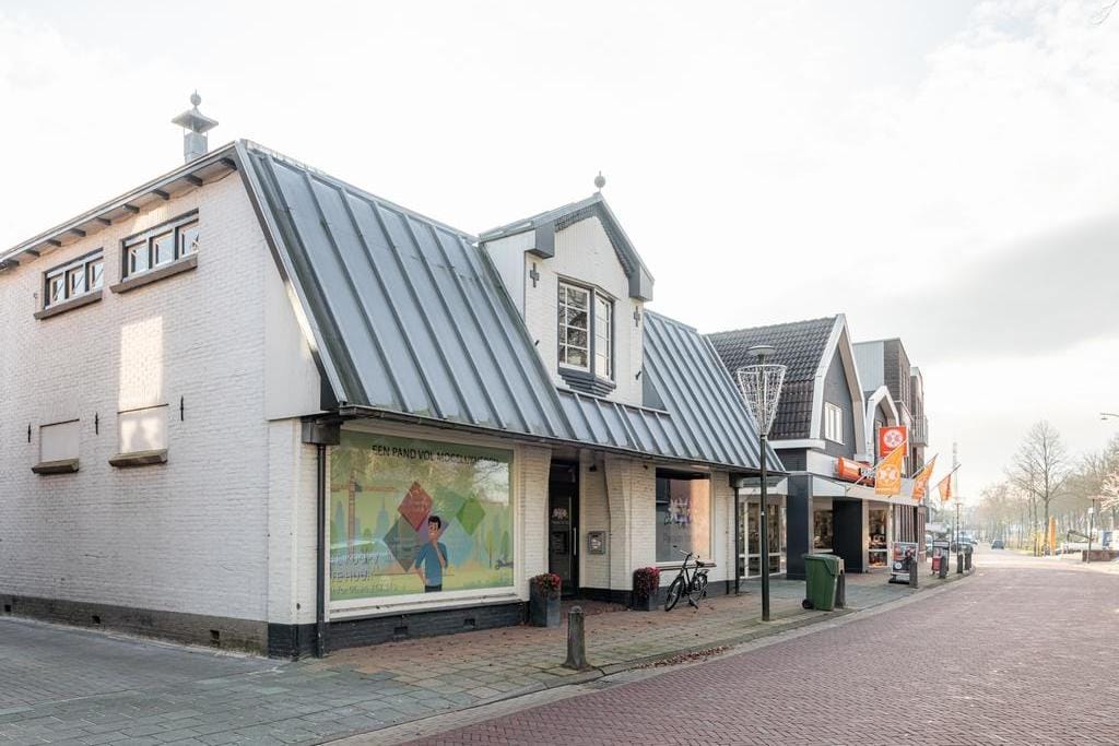 Bekijk foto 4 van 't Oost 8