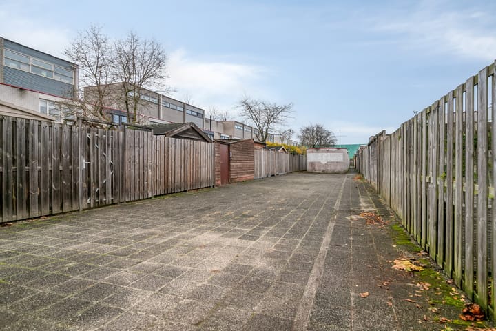 Photo 37 of Gangboord 24