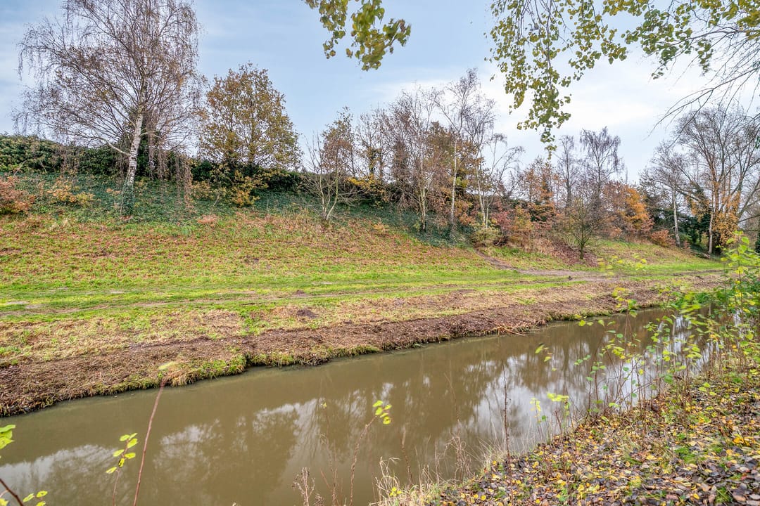 Photo 38 of Gangboord 24