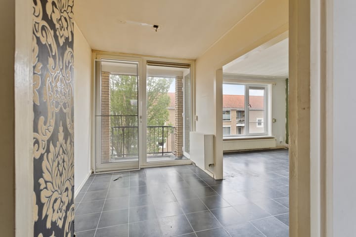 Photo 2 of Louise de Colignystraat 24