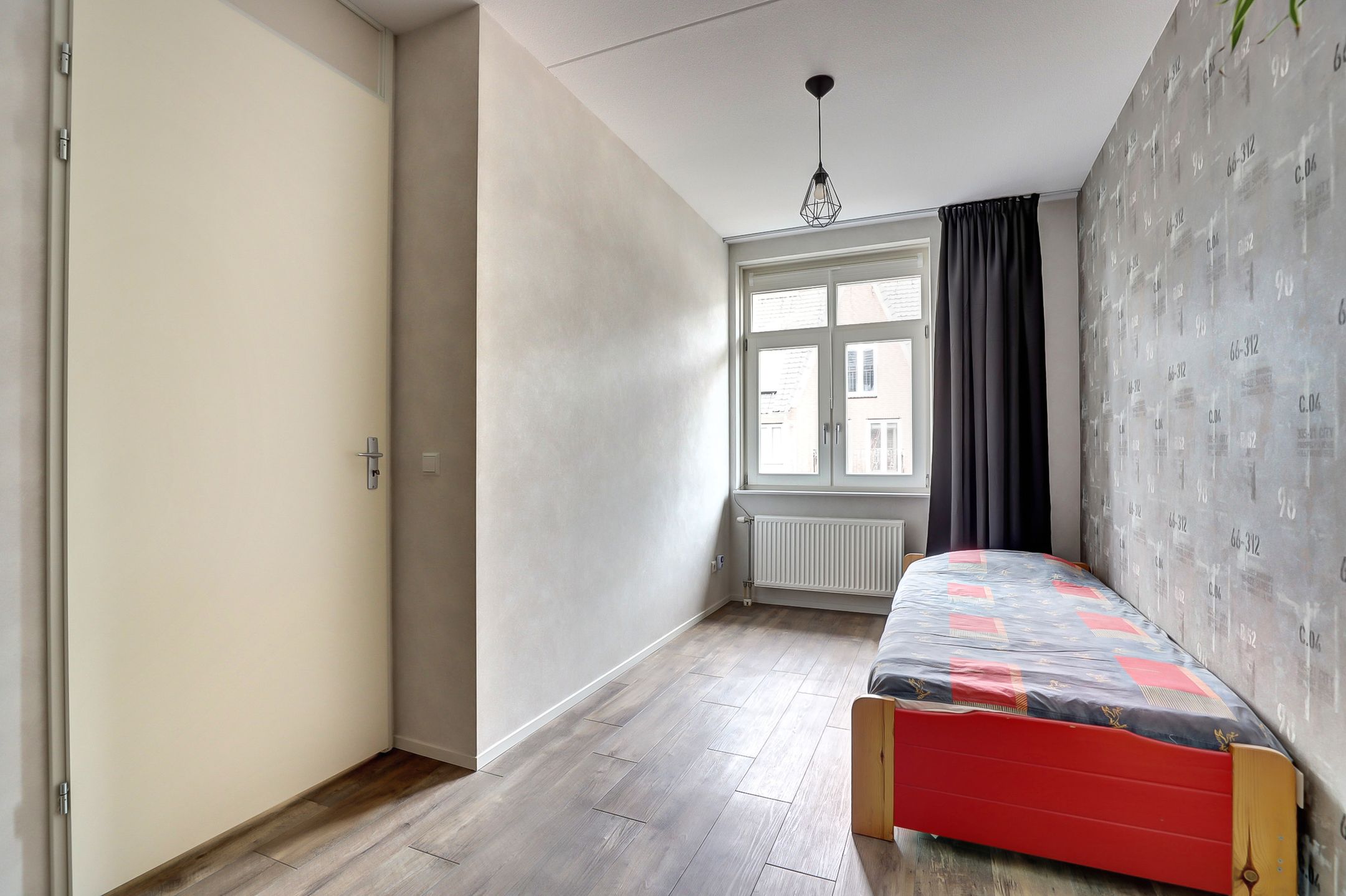 Foto 12 van Van Pruisenstraat 8