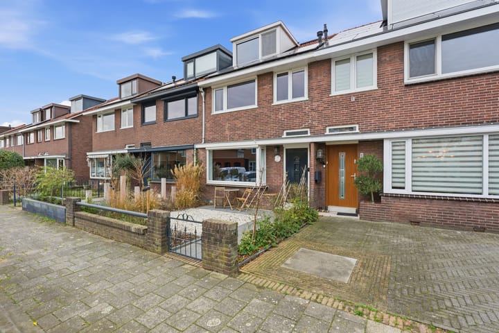 Foto 44 van Graaf Lodewijkstraat 8