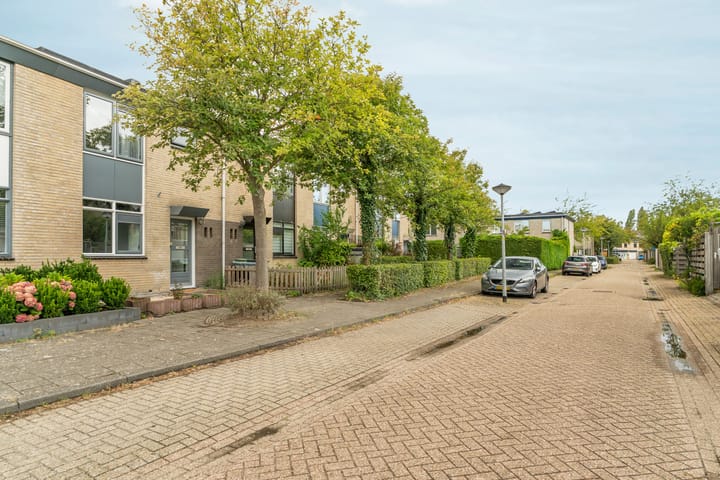 Photo 37 of Citerstraat 4