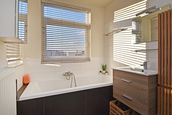 Photo 4 of Burgemeester van der Werffstraat 100