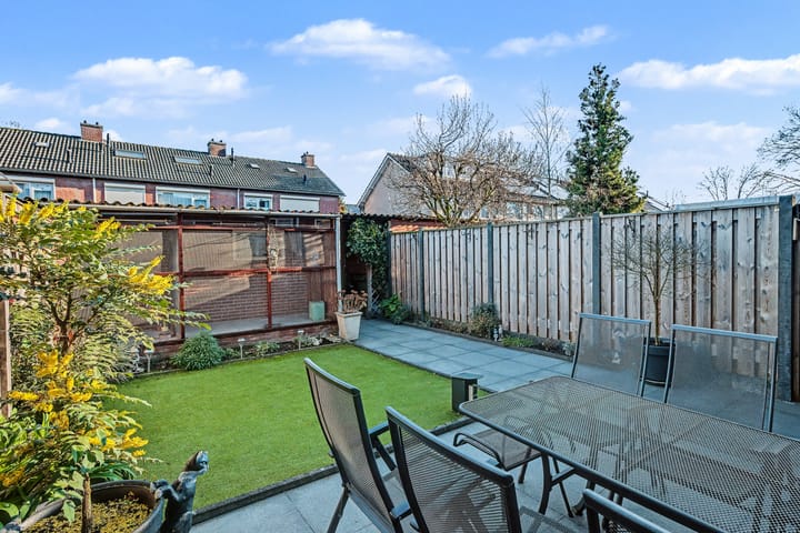 Foto 33 van Basstraat 22