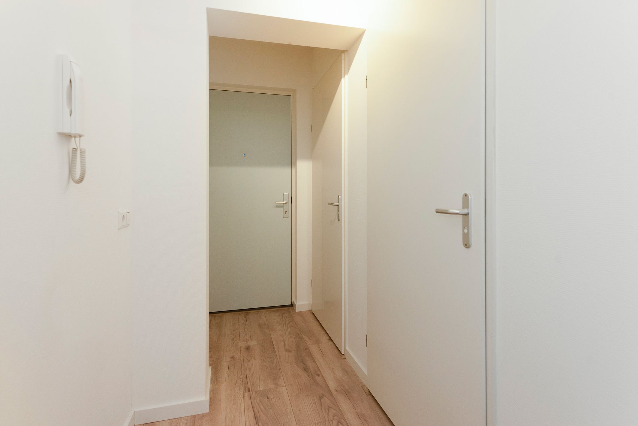 Photo 9 of Van Hogenhoucklaan 97-16