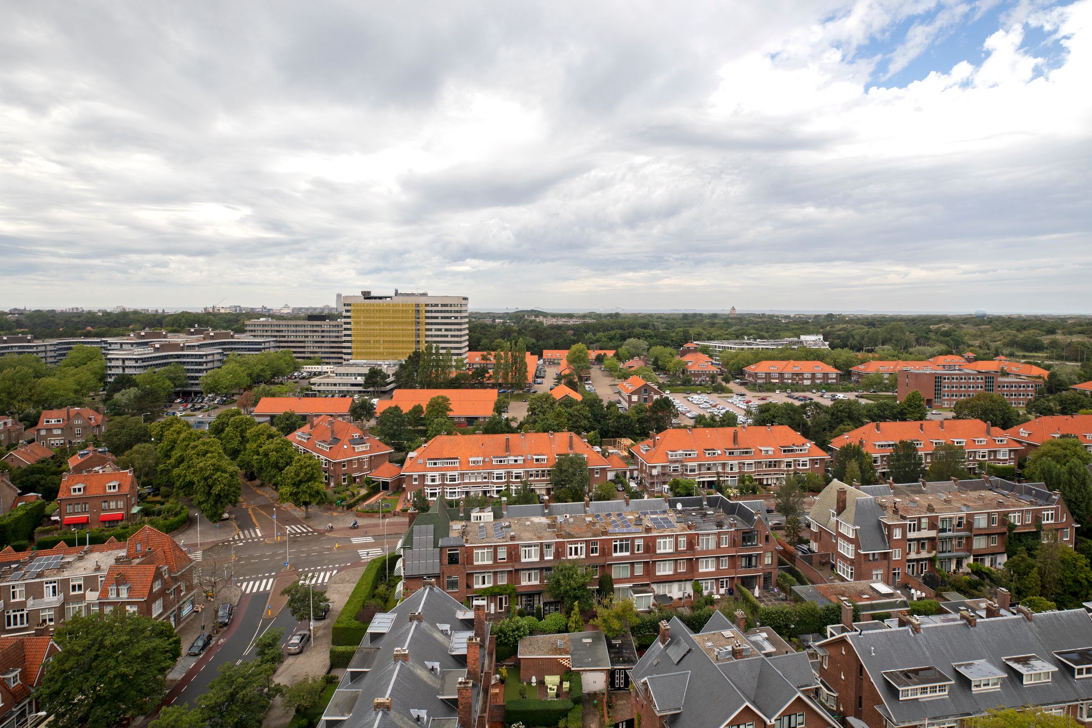 Photo 18 of Van Hogenhoucklaan 97-16