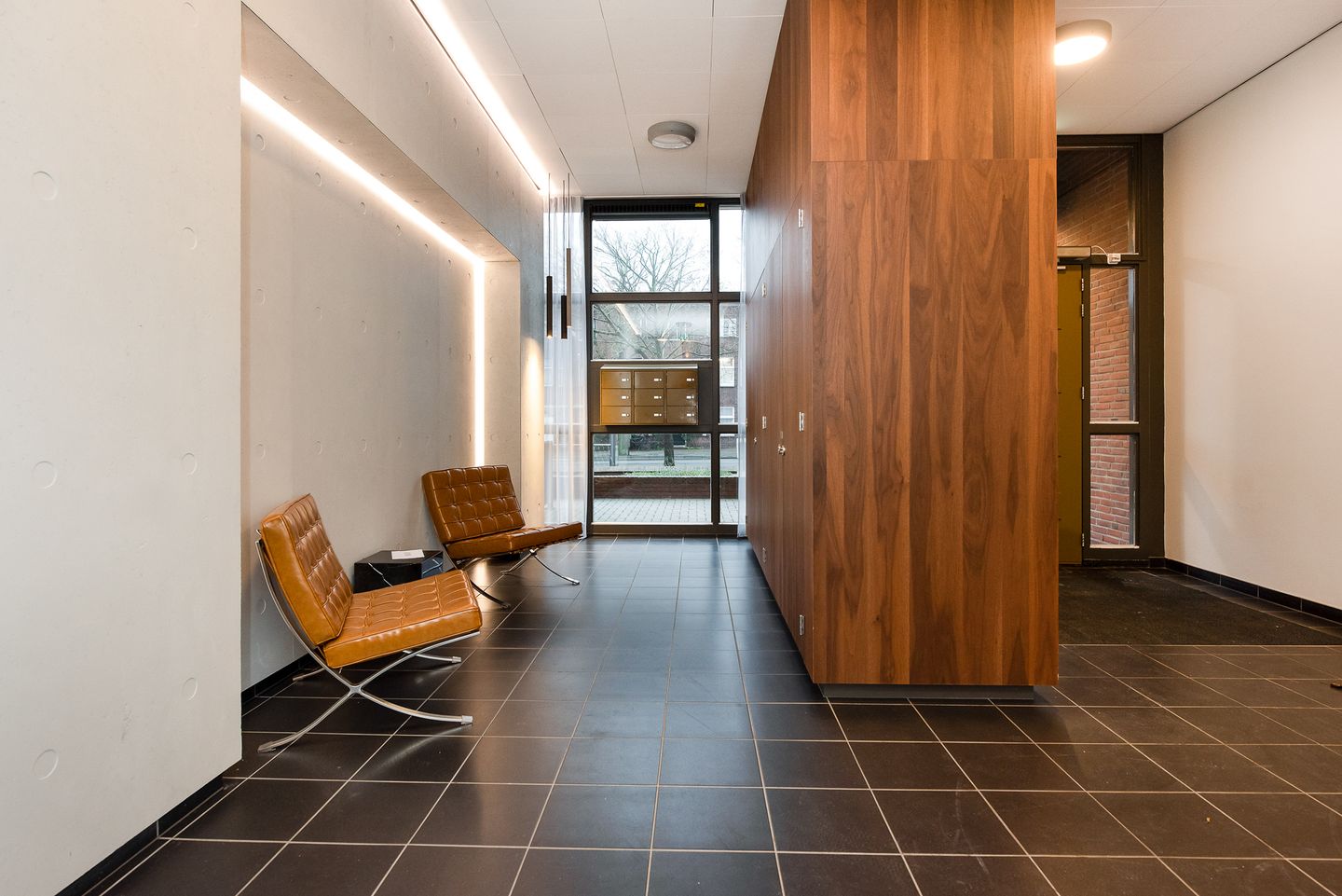 Photo 4 of Van Hogenhoucklaan 97-16