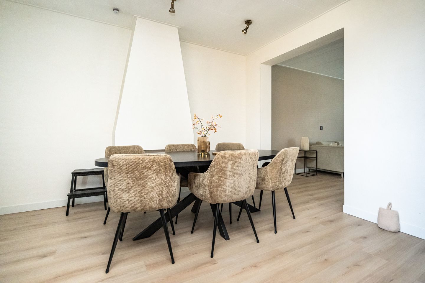 Foto 10 van Lijnbaanstraat 3