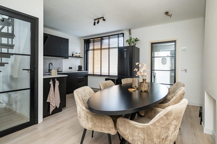 Foto 11 van Lijnbaanstraat 3