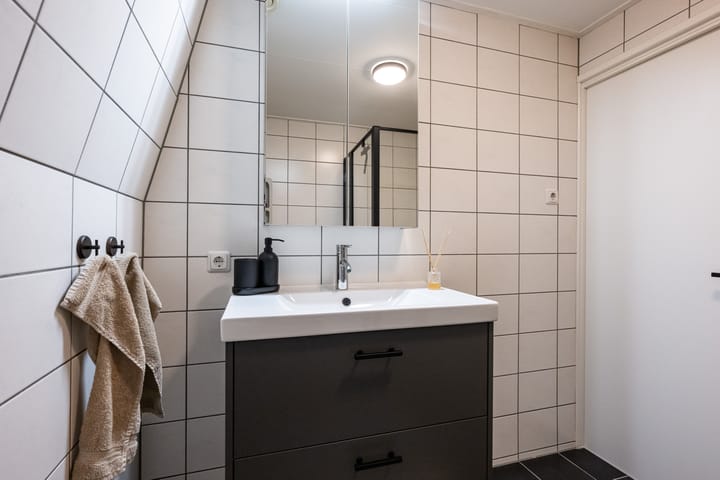 Foto 23 van Lijnbaanstraat 3