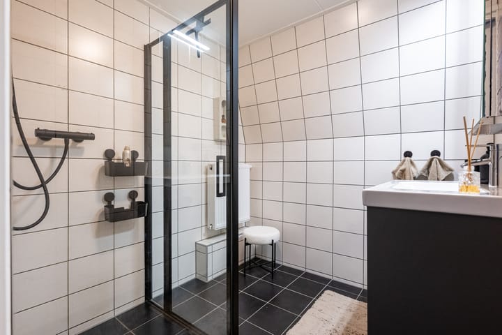 Foto 20 van Lijnbaanstraat 3