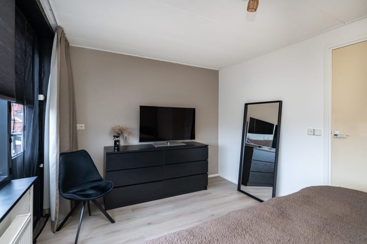 Foto 17 van Lijnbaanstraat 3