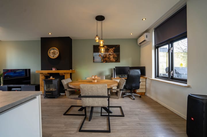 Foto 9 van Broekwal 89