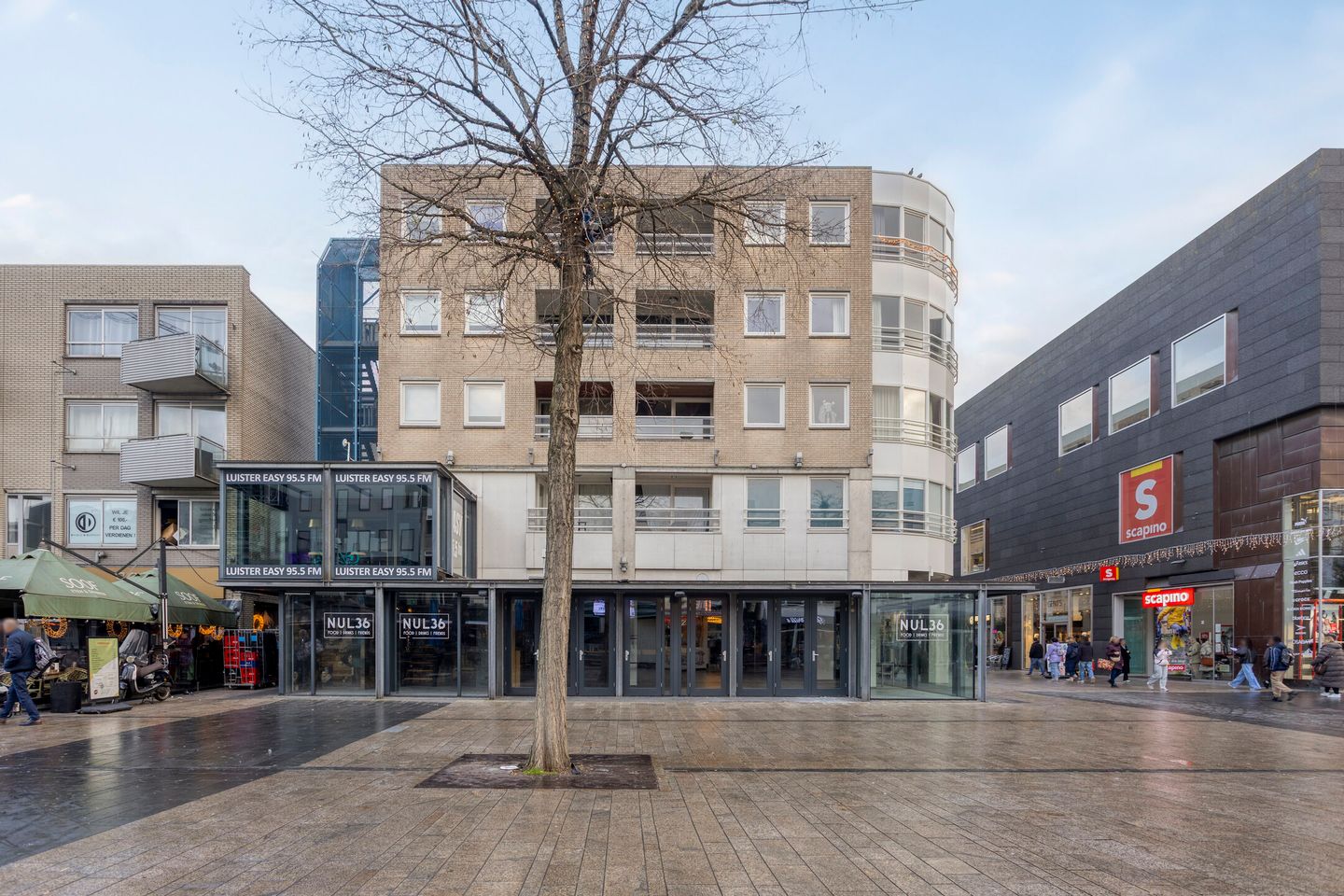 Bekijk foto 2 van Grote Markt 181-183