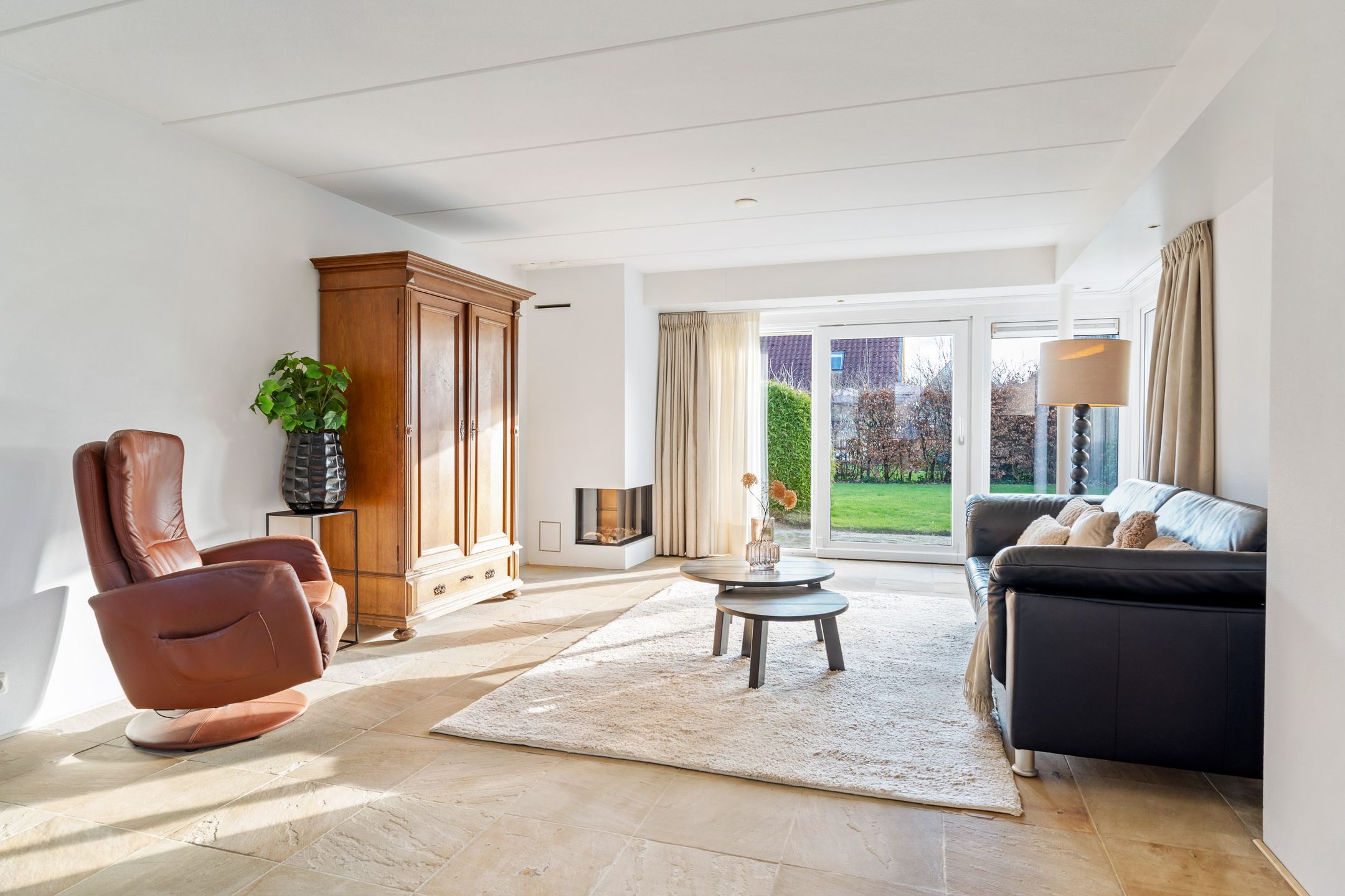 Foto 3 van Mienskar 24