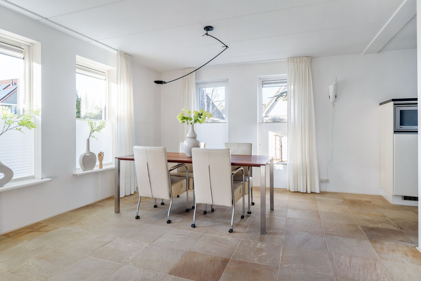 Foto 14 van Mienskar 24