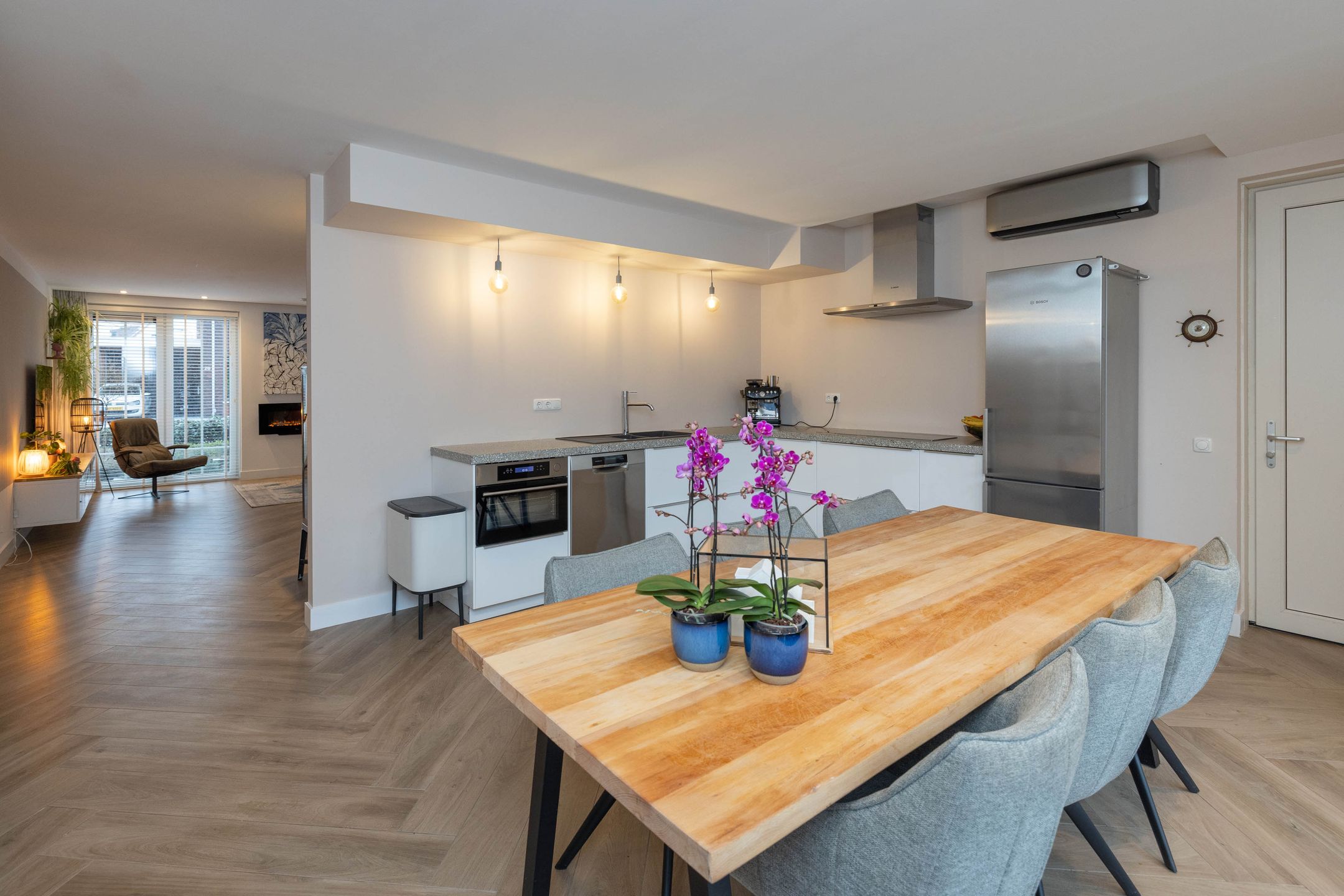 Foto 9 van Athenestraat 17