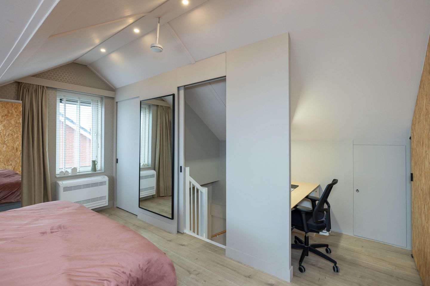 Foto 25 van Athenestraat 17