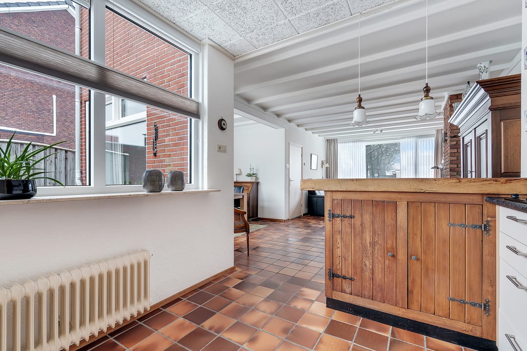 Foto 8 van van Alphenstraat 9