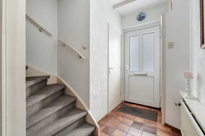 Foto 11 van van Alphenstraat 9