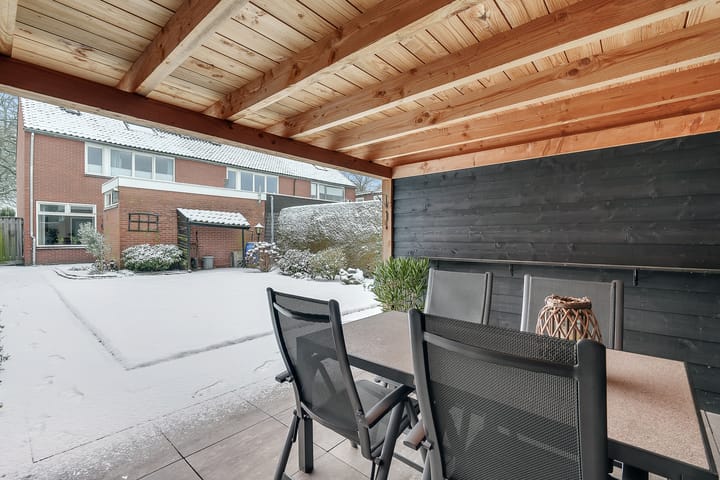 Foto 22 van van Alphenstraat 9