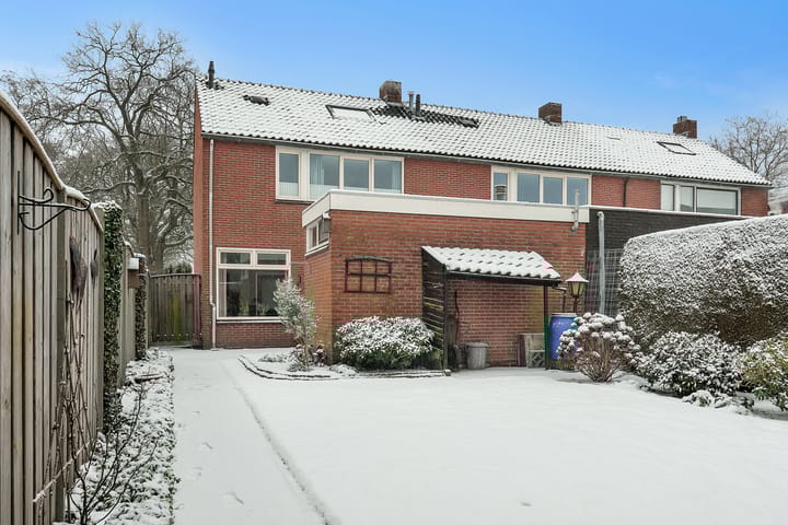 Foto 23 van van Alphenstraat 9