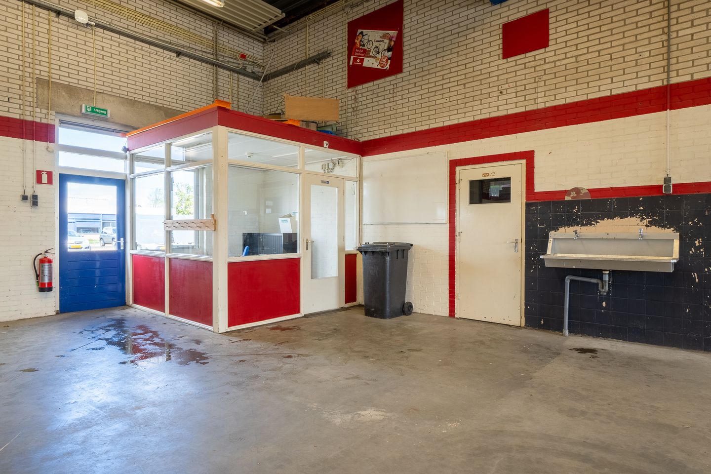 View photo 4 of Plesmanweg 9