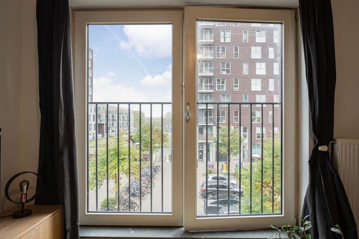 Photo 7 of Europaplein 737