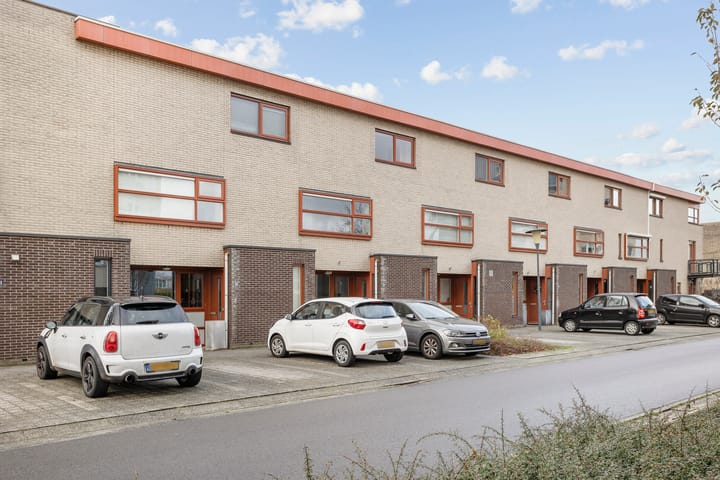 Photo 1 of Poortugaalstraat 27