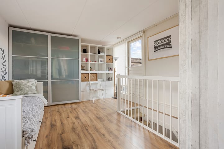 Photo 20 of Poortugaalstraat 27