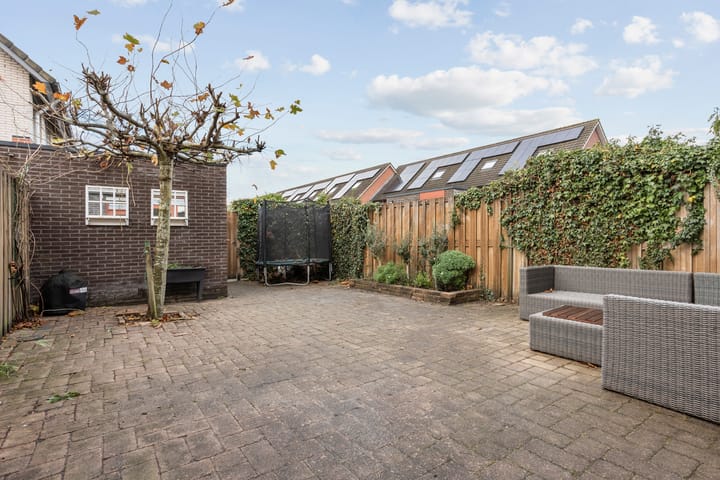 Photo 24 of Poortugaalstraat 27