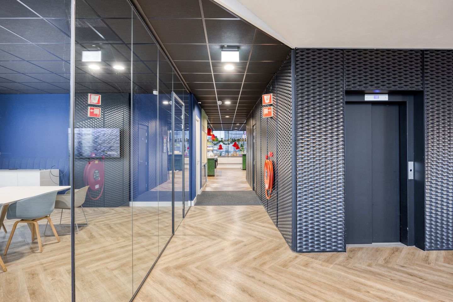 View photo 4 of Rivium Quadrant 81