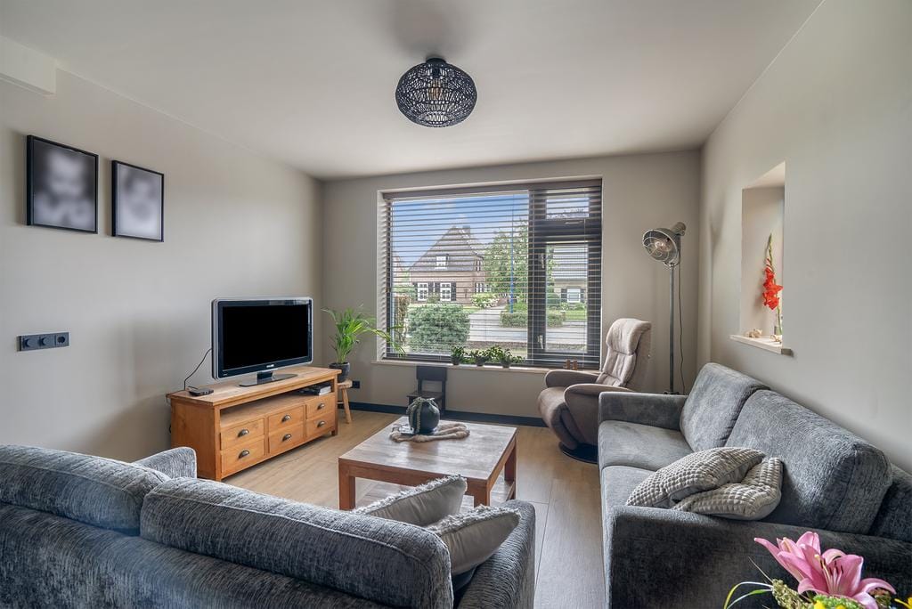 Foto 19 van Julianastraat 35