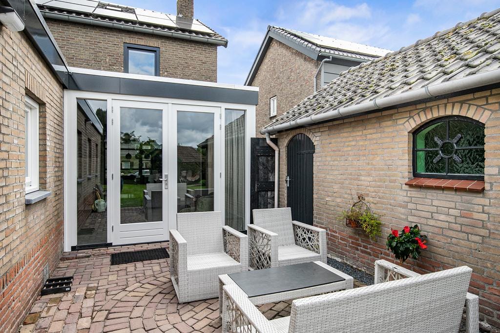 Foto 50 van Julianastraat 35