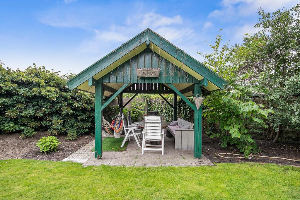 Foto 60 van Julianastraat 35