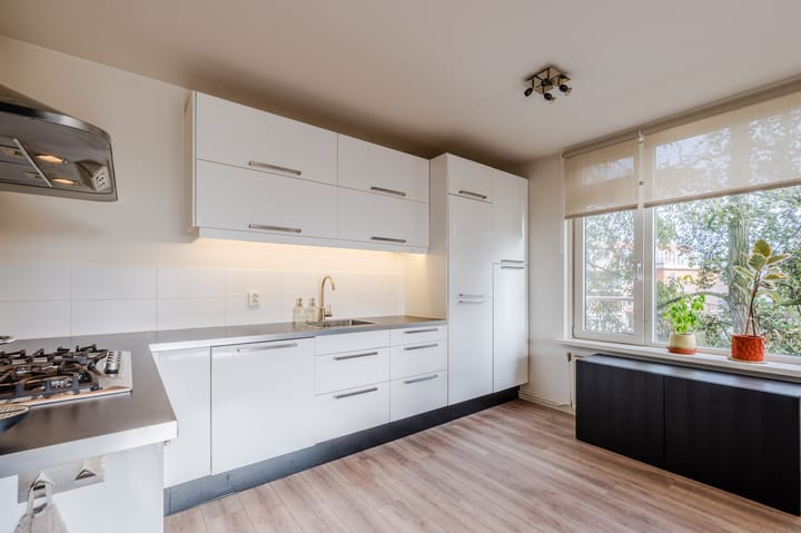 Foto 15 van Valeriuslaan 8