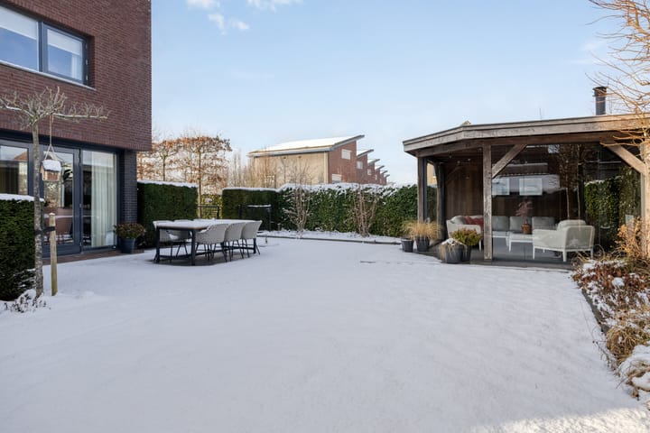 Foto 55 van Elvis Presleylaan 145