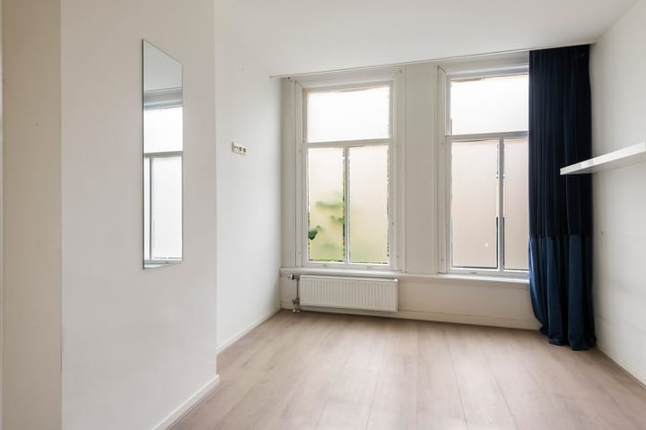 Photo 8 of Eerste Jan van der Heijdenstraat 98-1