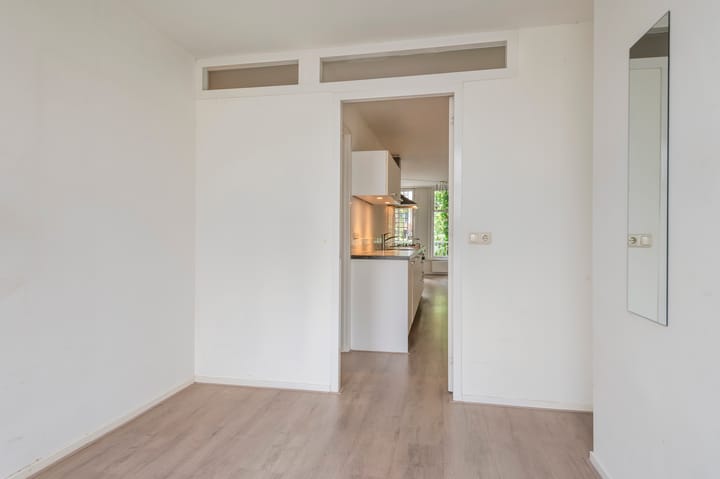 Photo 9 of Eerste Jan van der Heijdenstraat 98-1