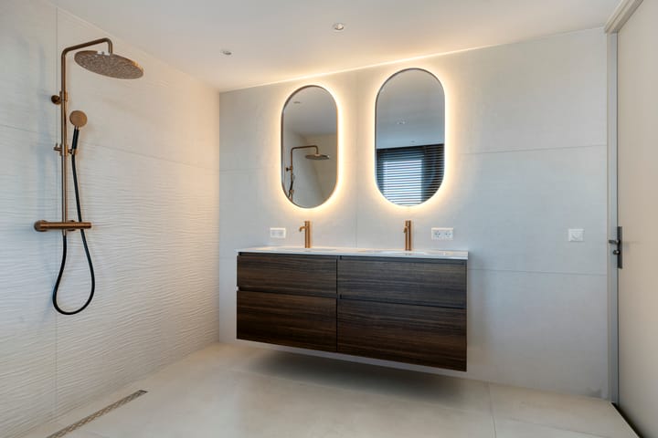 Photo 4 of Lepelblad 31