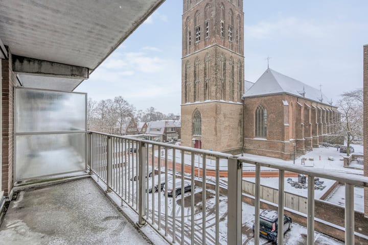 Foto 1 van Prinsen Hoven 77